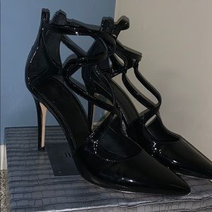 Michael Kors Zip-Back Pumps